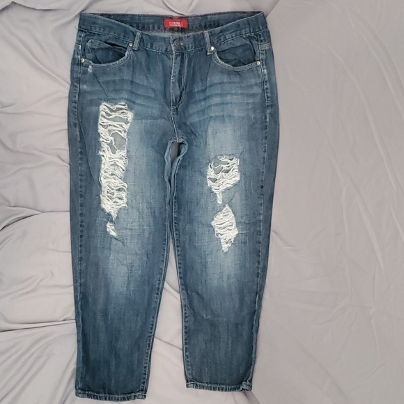 Ripped Jeans (Comfy) - Picture 1 of 5